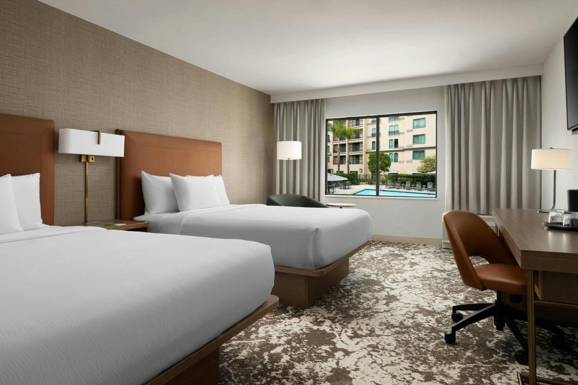 คอร์ตยาร์ด ลอสแองเจลิส พาซาเดนา/โอลด์ทาวน์ Hotel ภายนอก รูปภาพ